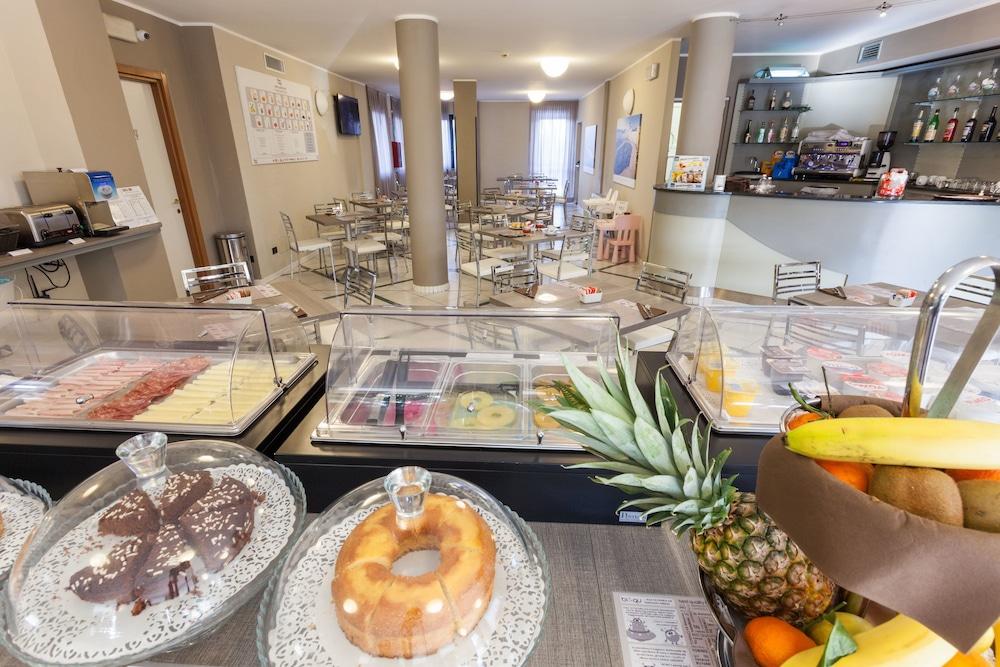 Green Class Hotel 칸디올로 외부 사진